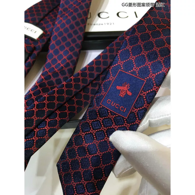 Hot TIES Tie 2109WH0092 0112