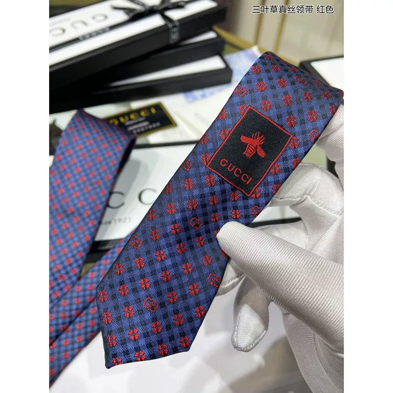 Hot TIES Tie 2210WH0210 0113