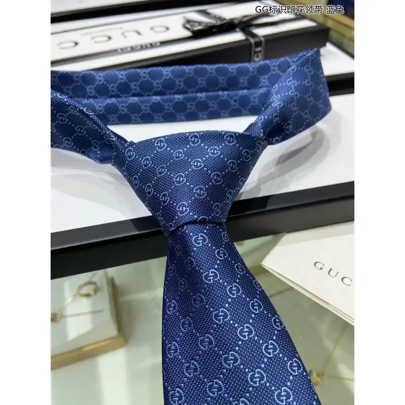 Hot TIES Tie 2210WH0238 0123