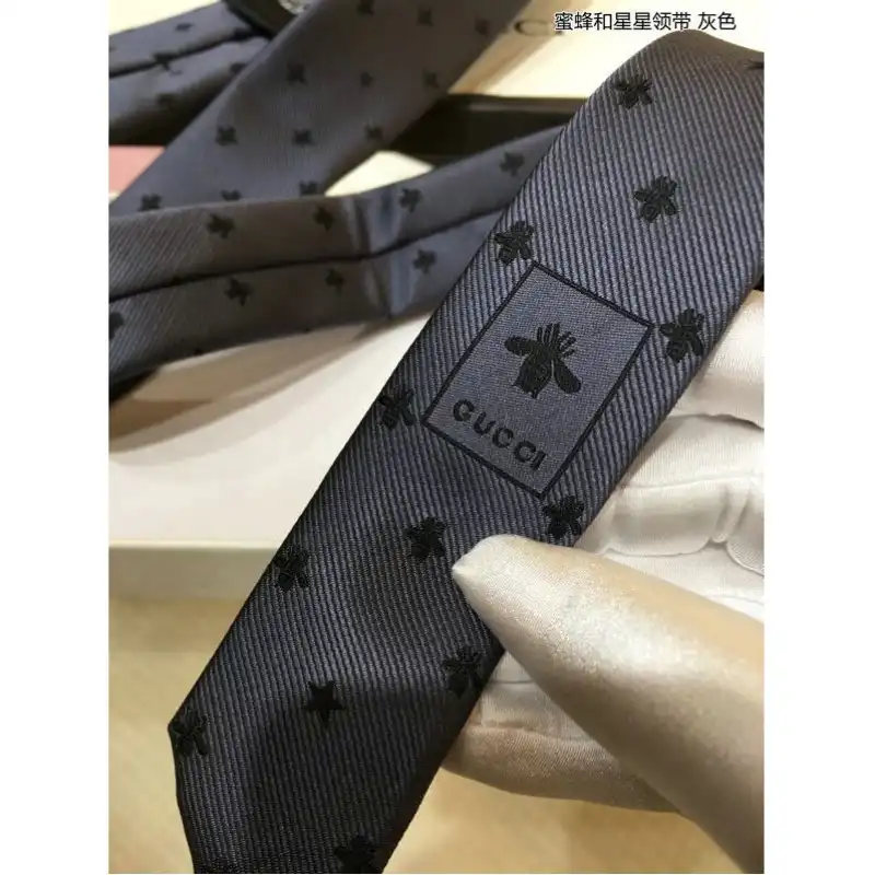 Hot TIES Tie 2109WH0025 0129