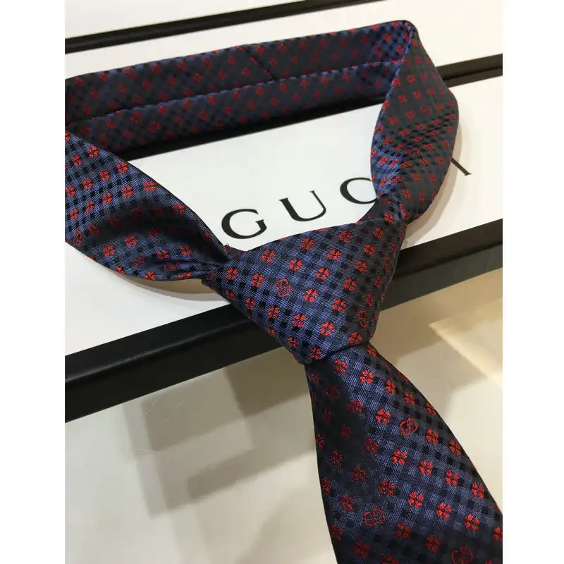 Hot TIES Tie 2109WH0080 0123