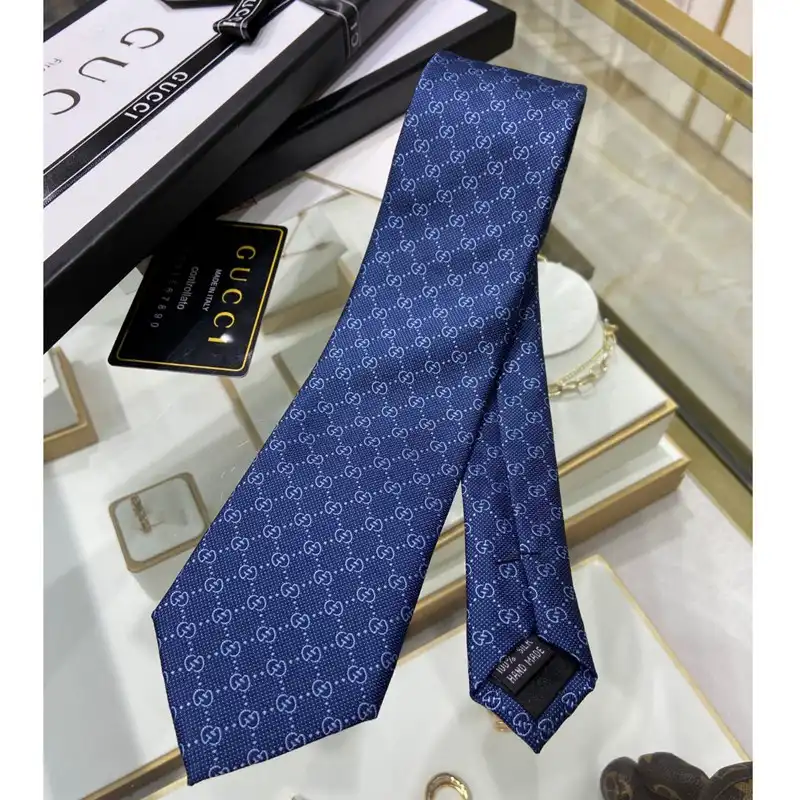 Hot TIES Tie 2210WH0238 0123