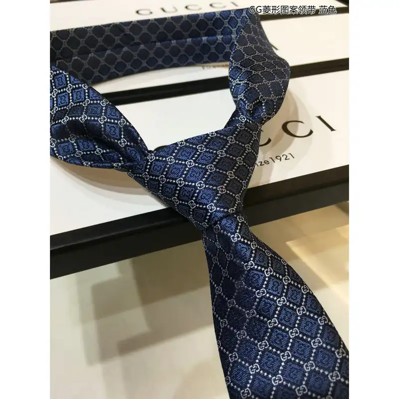 Hot TIES Tie 2109WH0037 0124