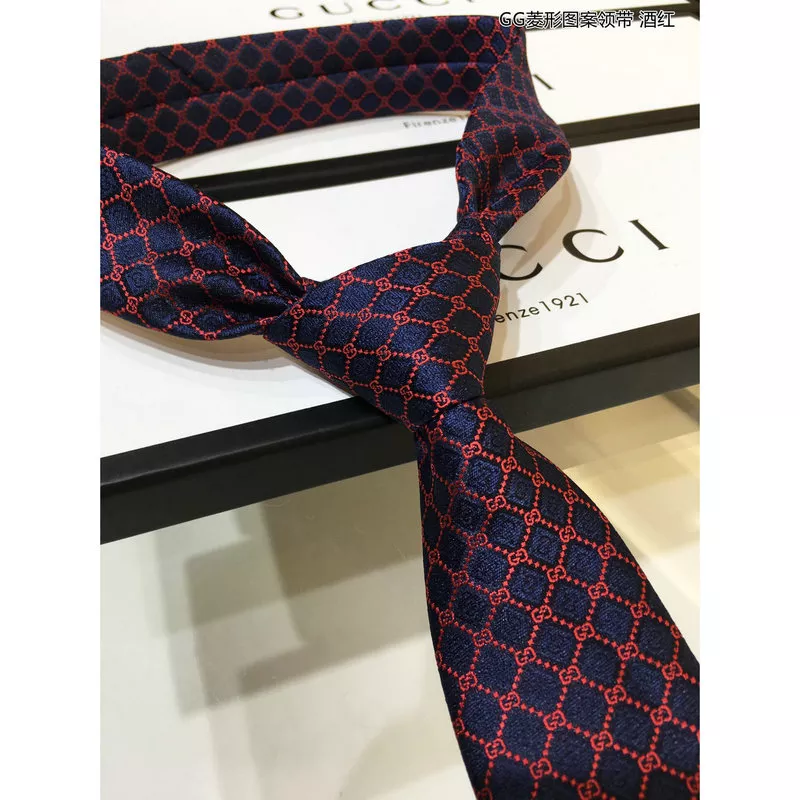 Hot TIES Tie 2109WH0092 0112