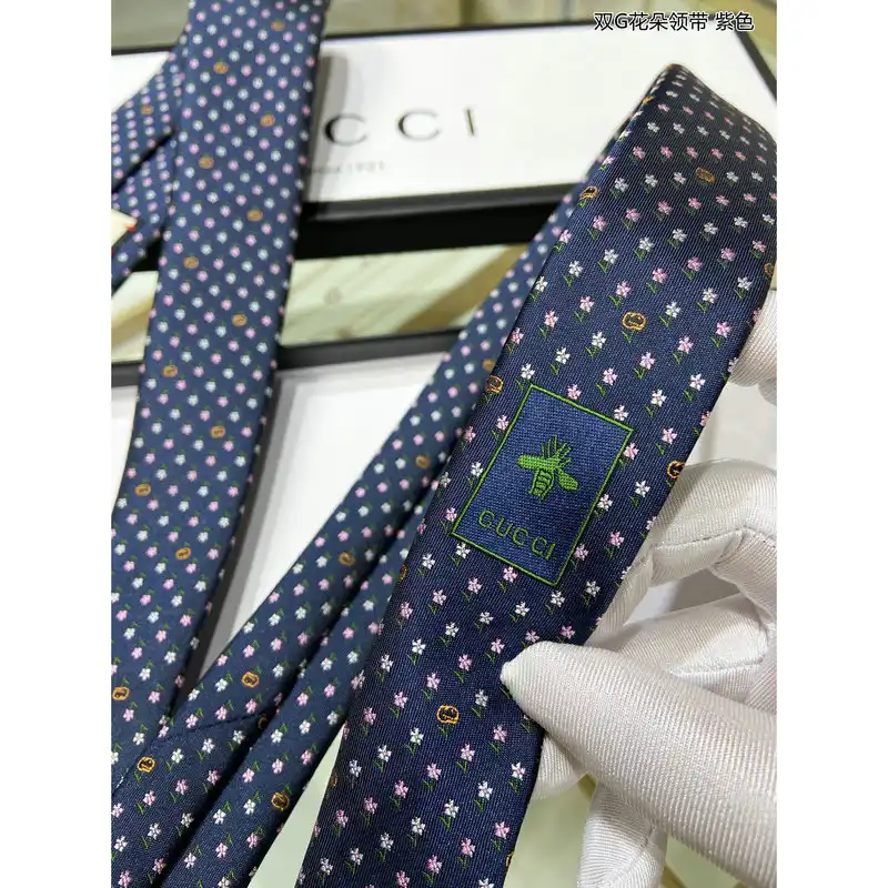 Hot TIES Tie 2109WH0087 0129