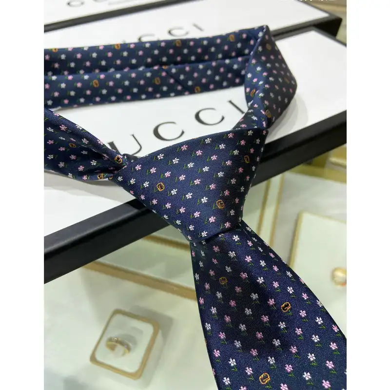 Hot TIES Tie 2109WH0087 0129