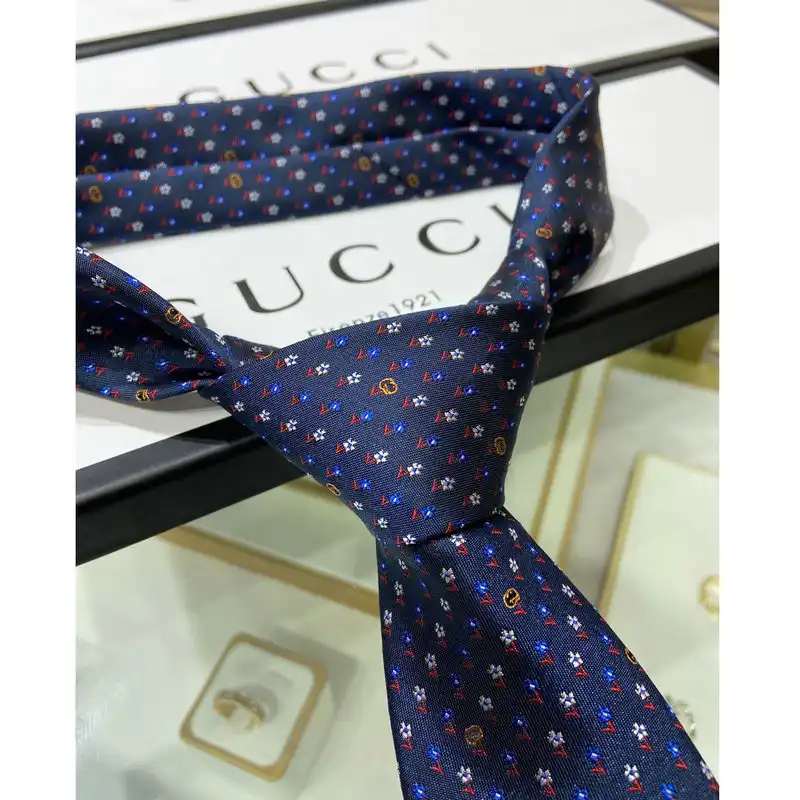 Hot TIES Tie 2109WH0026 0123