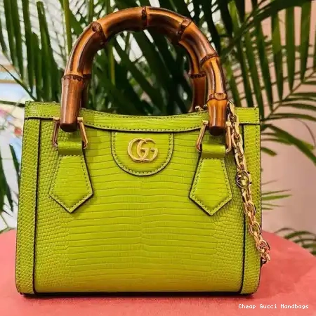 Hot Gucci Bag 2206YA0034 0217