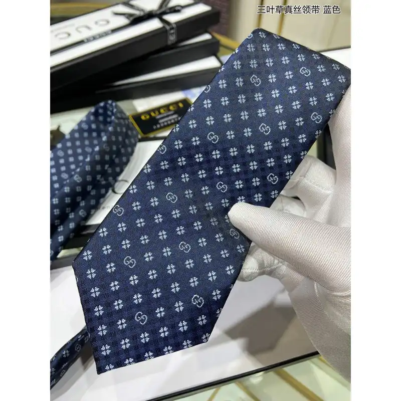 Hot TIES Tie 2210WH0209 0202